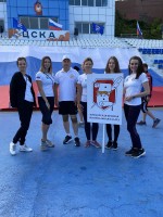 Приморская краевая нотариальная палата отметила День Государственного флага Российской Федерации участием в Зарядке Чемпионов
